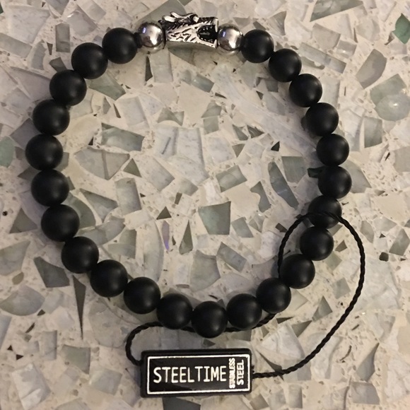 ❌SOLD❌ 🐲Onyx Bead & Stainless Steel Bracelet🐲 - Picture 2 of 4